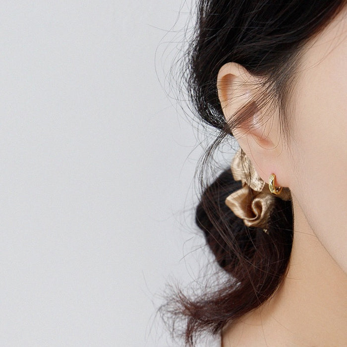 Simple Round Plain Hoop Earrings.